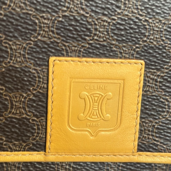 Celine Monogram long Bifold wallet clean interior in good condition beautiful. - Picture 6 of 16